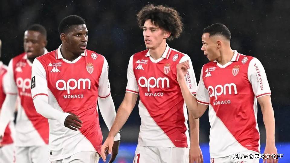 热刺近距离观察法甲三巨头的表现，其中后卫表现优于边锋